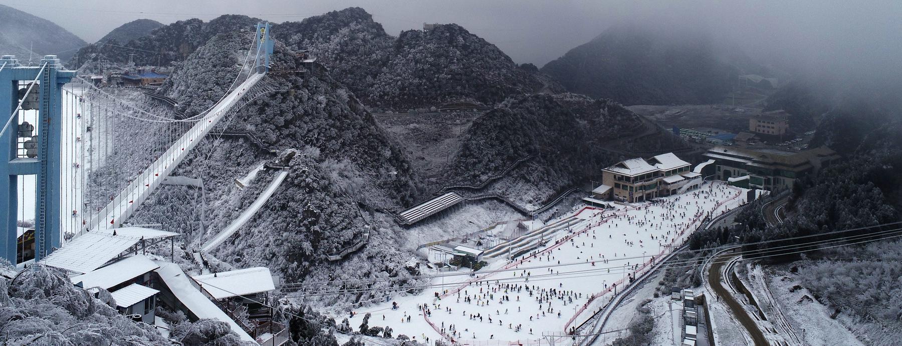 六盘水梅花山国际滑雪以