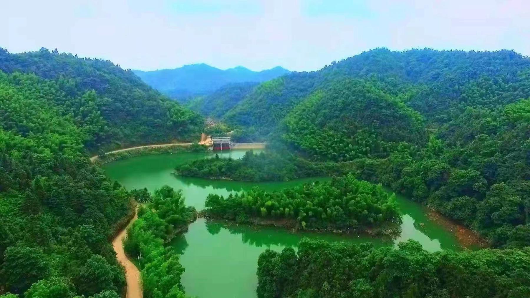 君子山生态文化景区