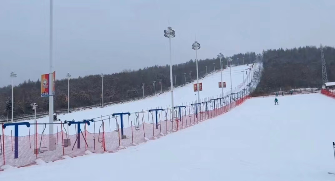 白山滑雪场