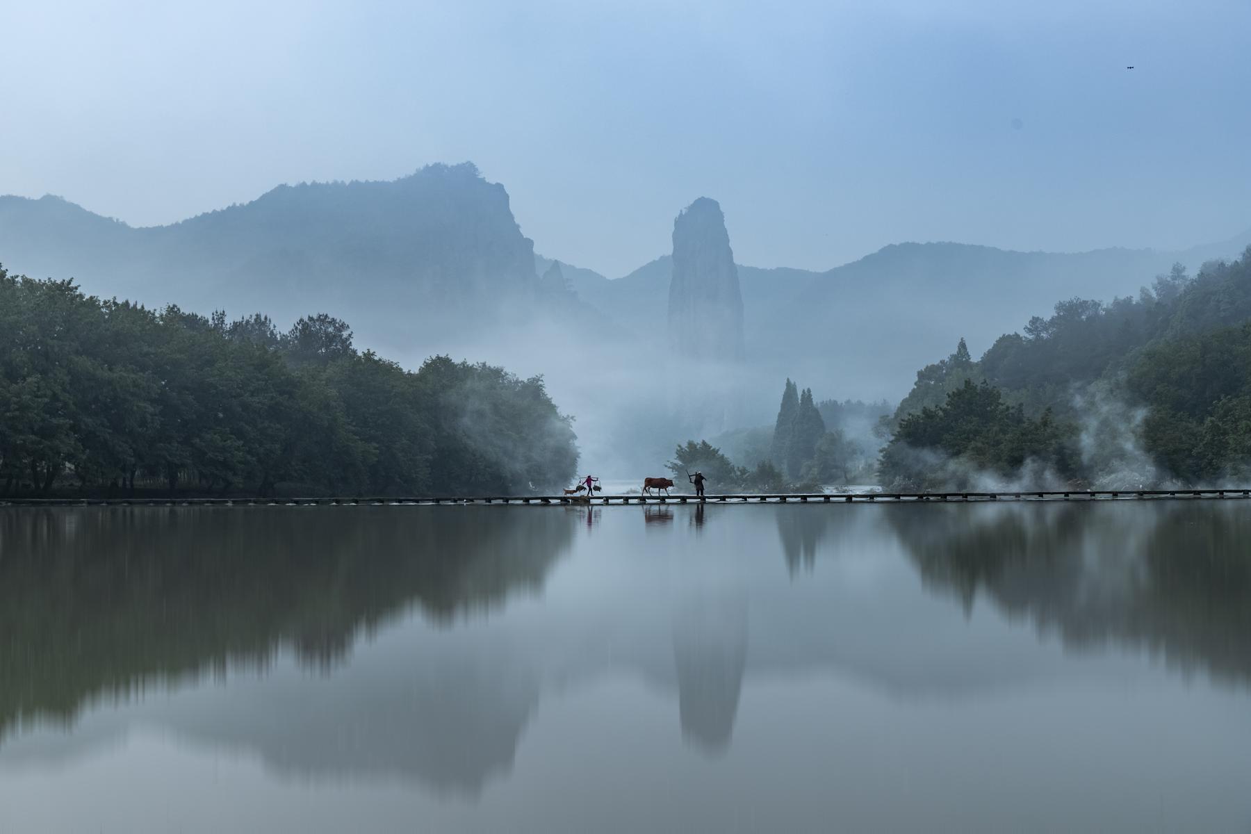 滨湖峰