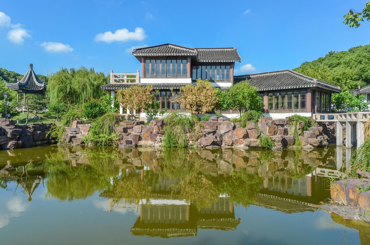 灵山岩寺