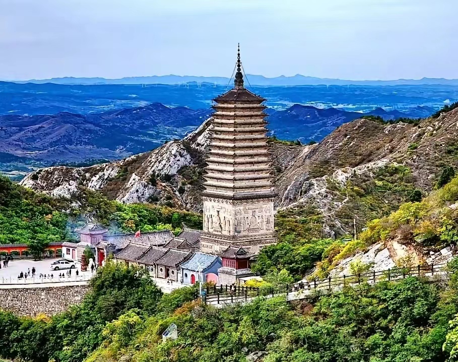 朝阳市凤凰山旅游景区