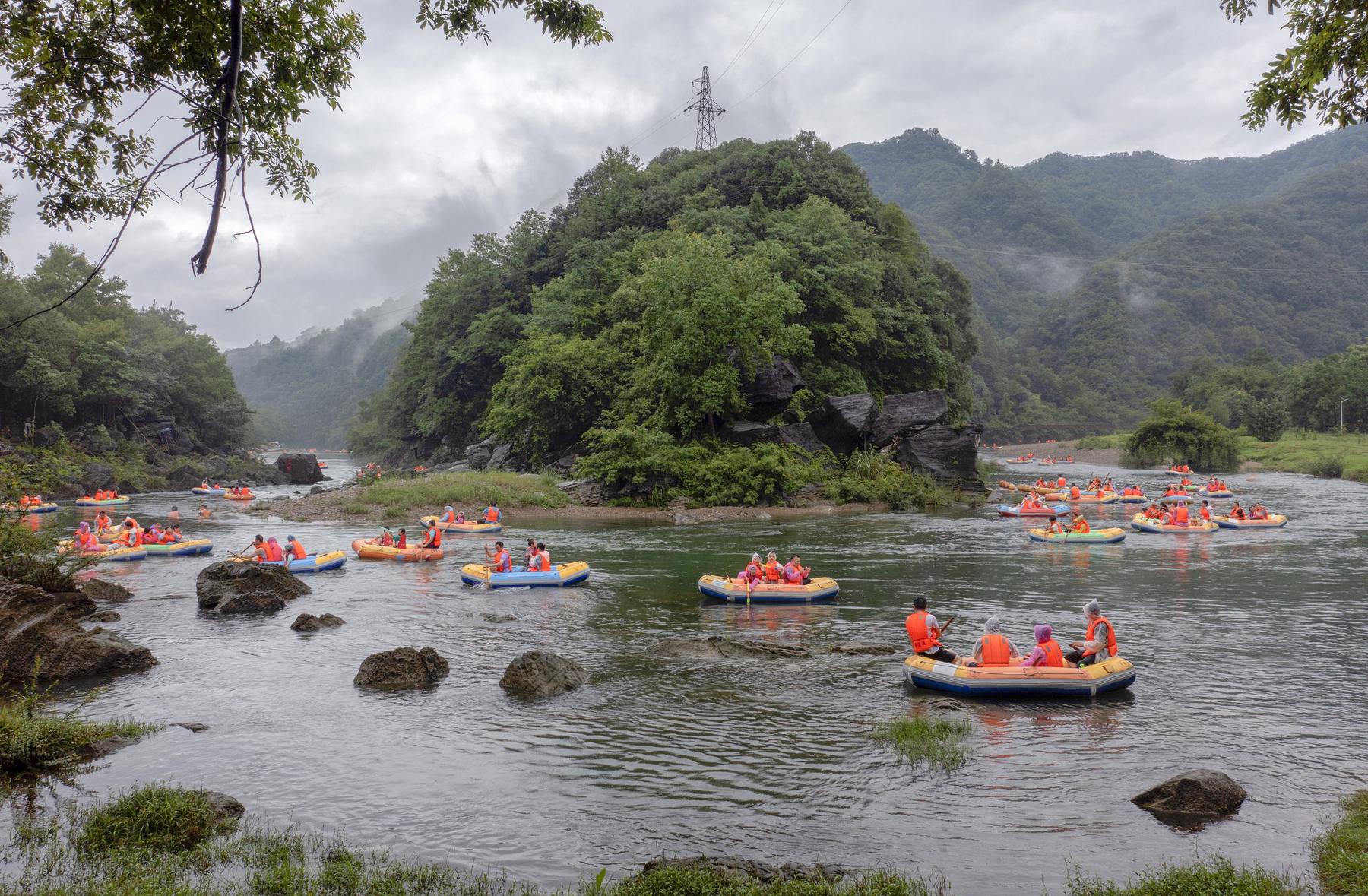 怪潭漂流