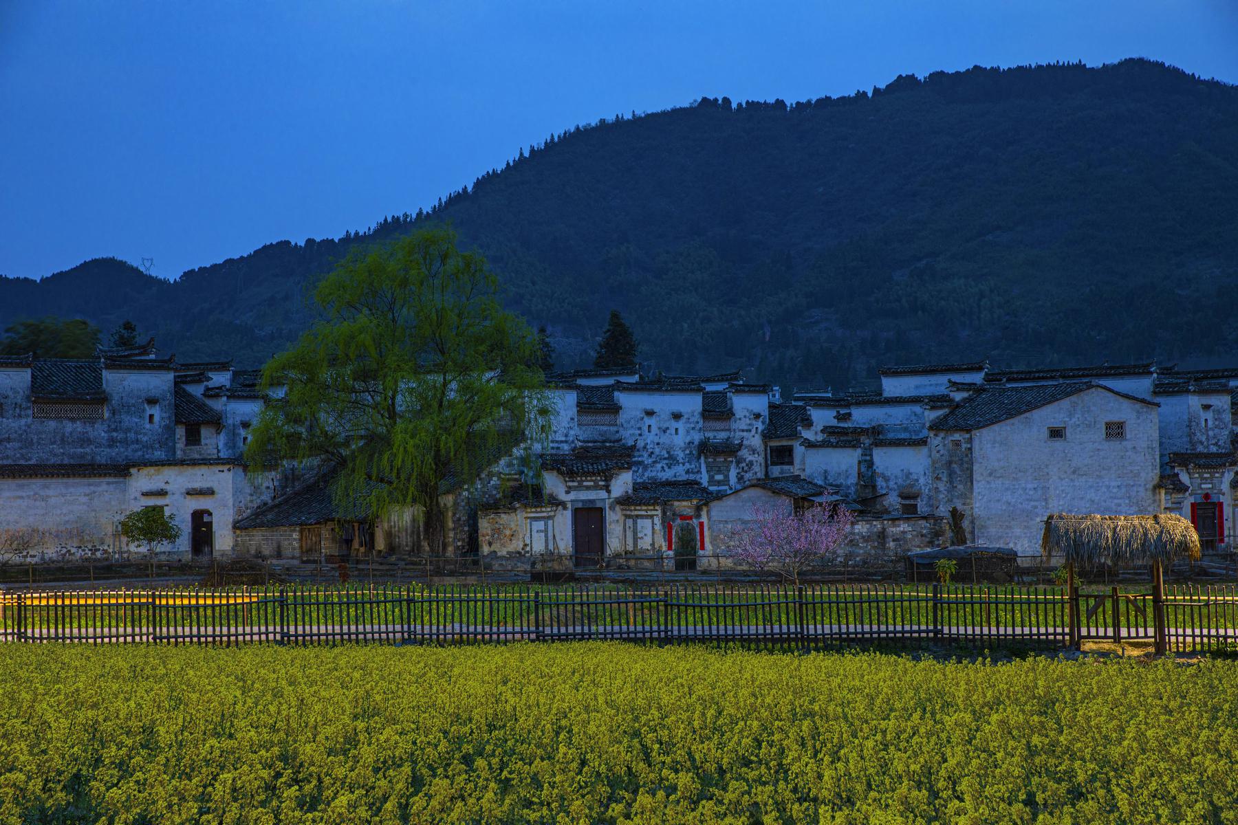 关麓古村景区