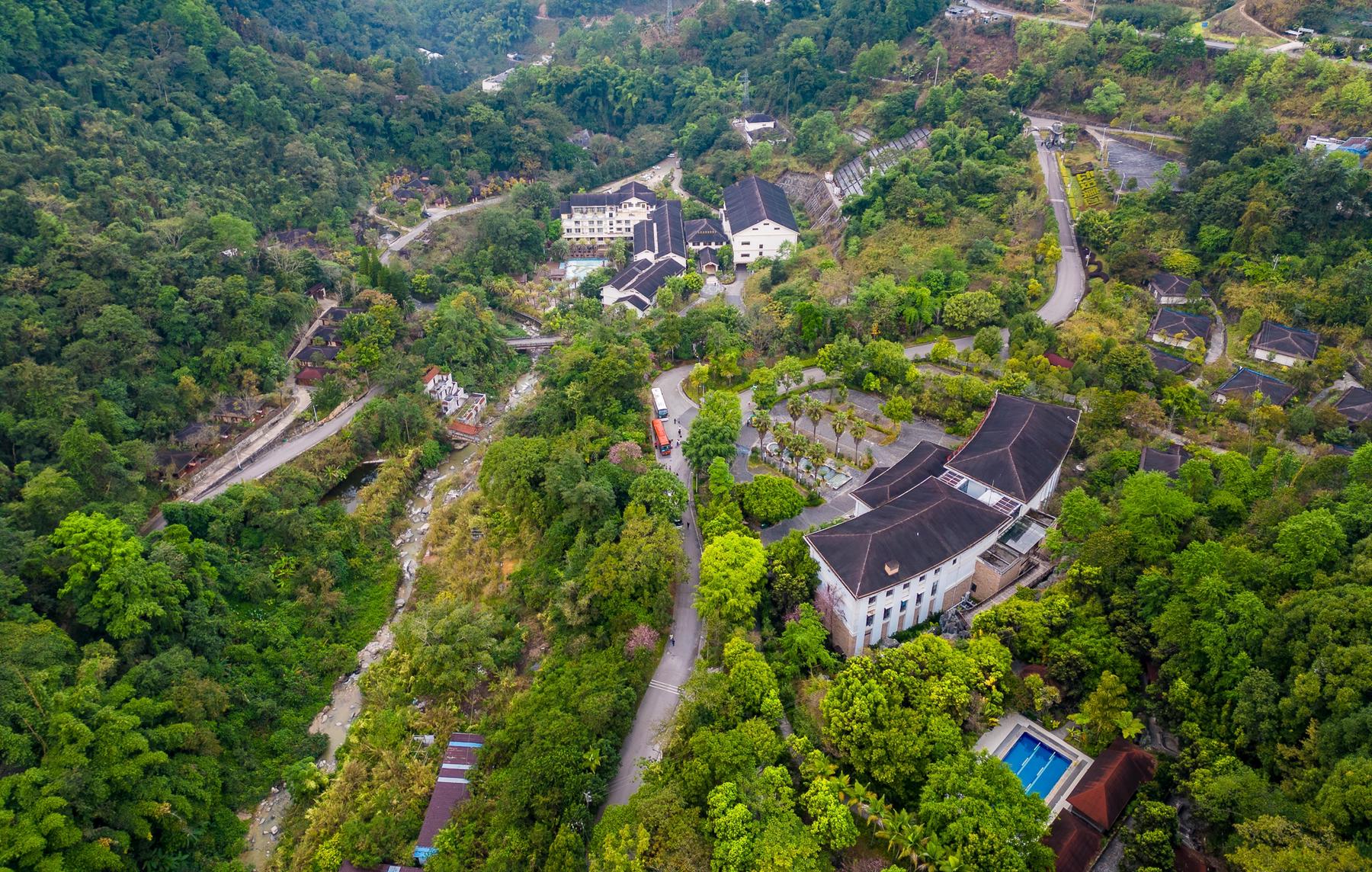 保山龙陵邦腊掌温泉养生度假区