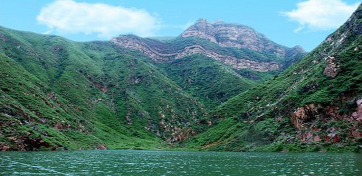 柳隐山大峡谷枫景区